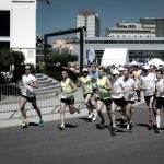 altletas correndo uma maratona